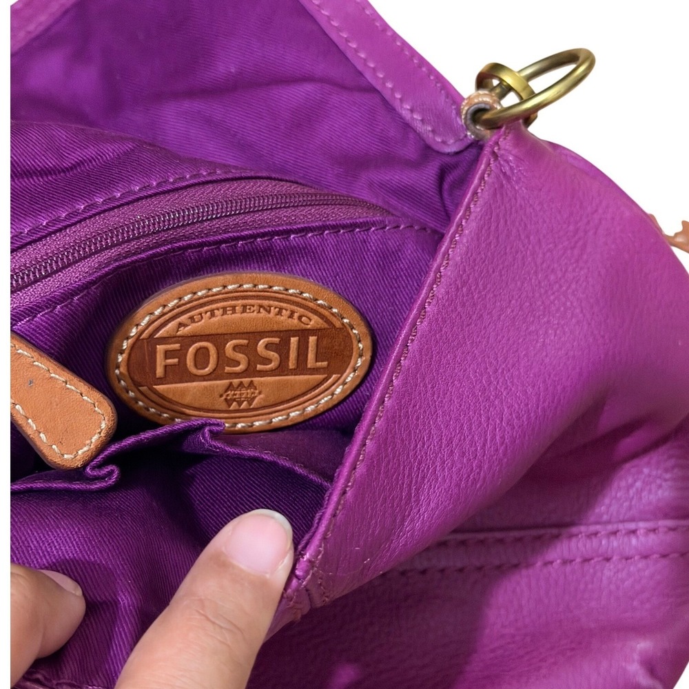 Fossil Purple Leather Crossbody Bag Tan Trim Buckle Flap SHB1045 VINTAGE - Picture 5 of 14